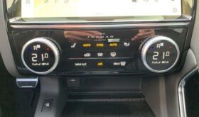 Jaguar E-Pace E-PACE P250 AWD Auto R-DYNAMIC SE DAB+LED+ACC